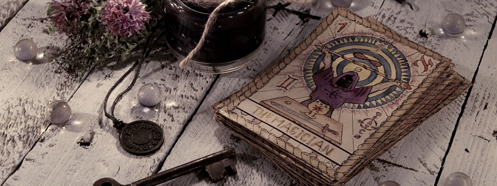 w+m tarot for yourself header 2 small tarot for yourself